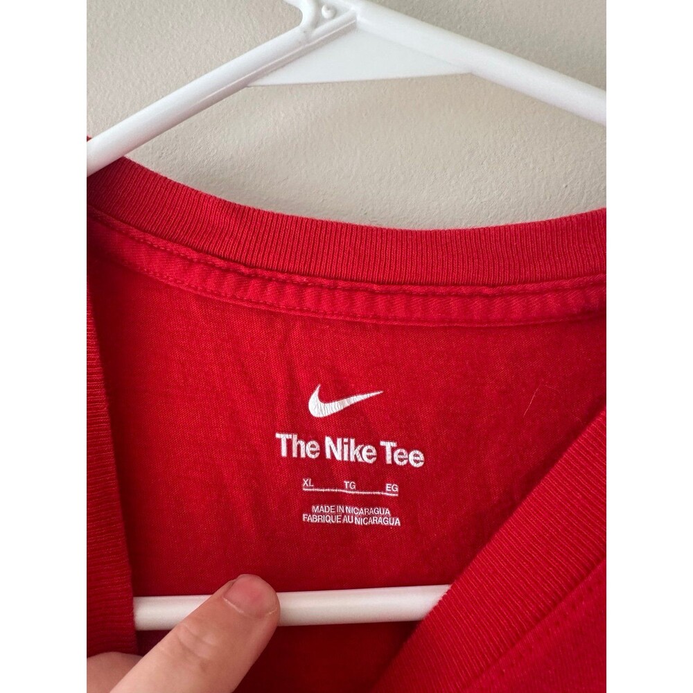 Boys Nike shirt yxl - Picture 2 of 2